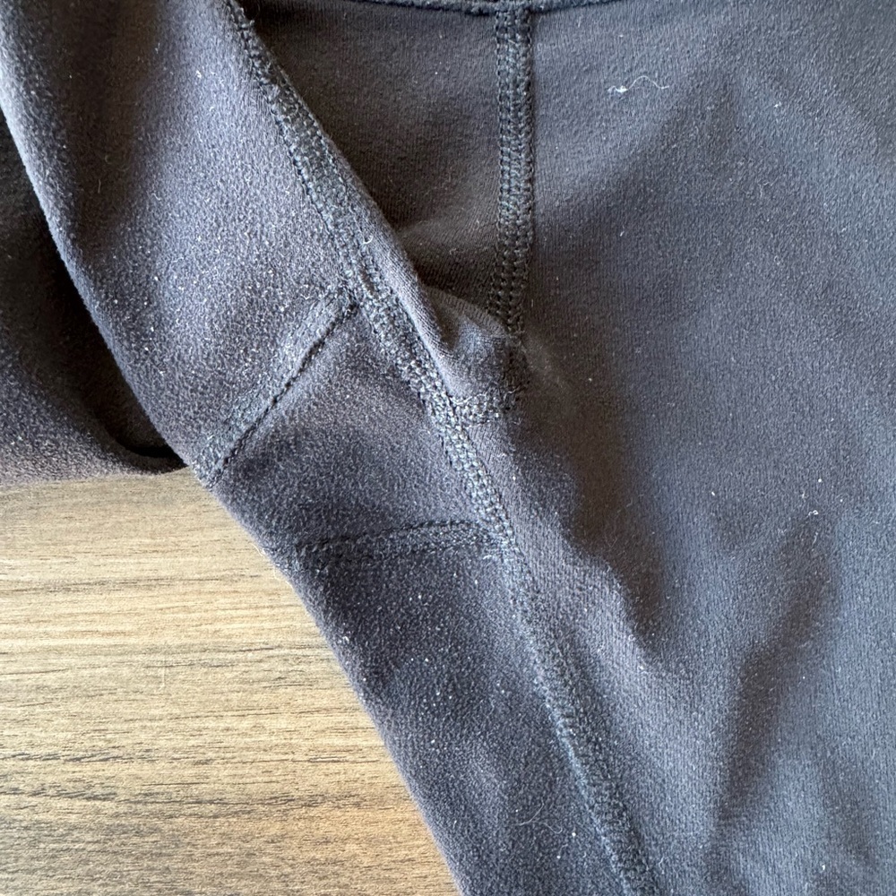 Black Lululemon Cropped leggings sz 2 - Picture 6 of 6